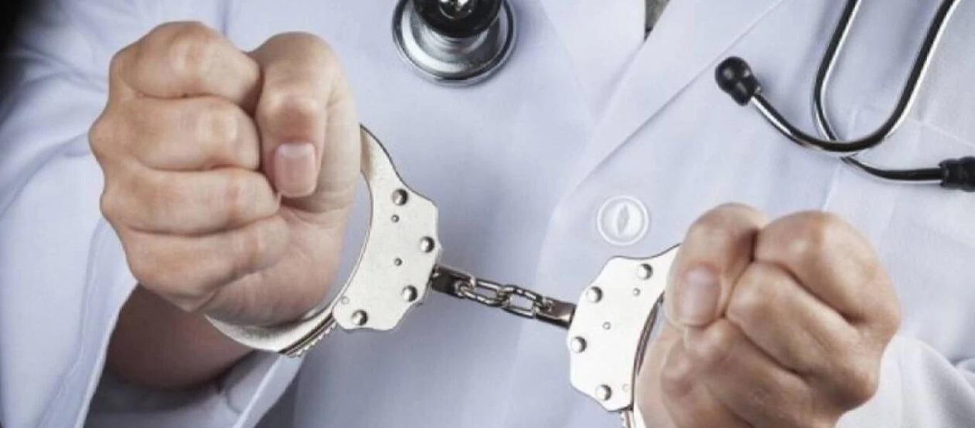 Γυναικολόγος στη Ρόδο: Υπέβαλε και δεύτερη μήνυση σε γυναίκα που τον καταγγέλλει - «Είναι αποκυήματα της φαντασίας της»